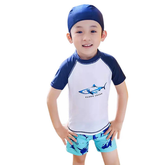 Conjunto de banho infantil de duas peças com proteção solar e secagem rápida, tamanho 6-13 anos, estampa de tubarão, moda praia infantil com desenho animado.